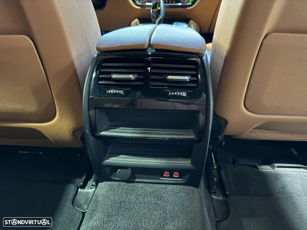 BMW 530 e Pack M - 36