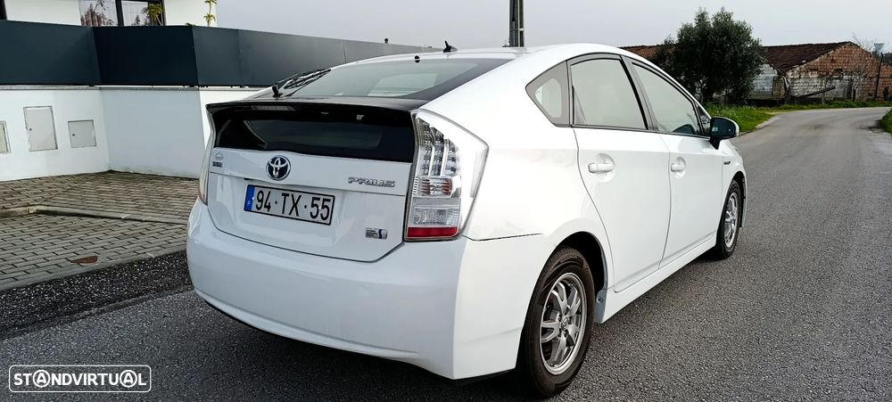 Toyota Prius 1.8 - 5