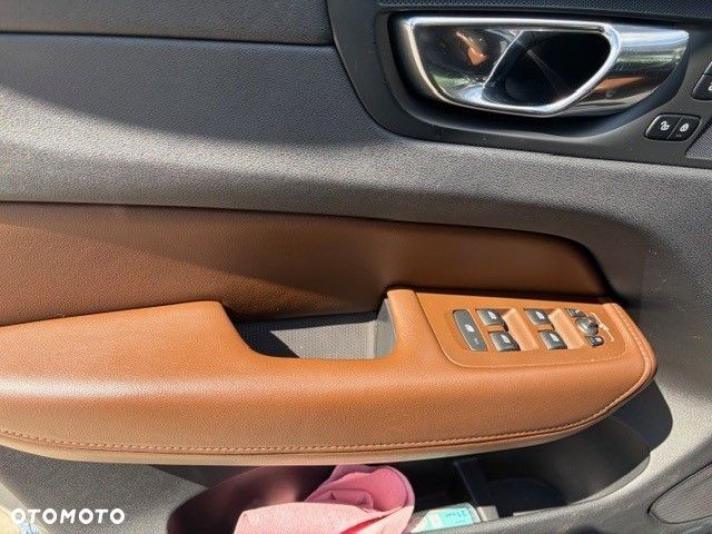 Volvo XC 60 D4 AWD Inscription - 14