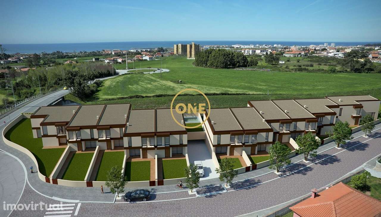 Moradias em construção na freguesia de Arvore - Vila do Conde - Grande imagem: 2/10