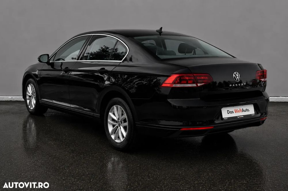 Volkswagen Passat - 21