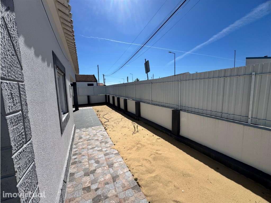 Moradia T2 Renovada na Carrasqueira - Grande imagem: 4/19