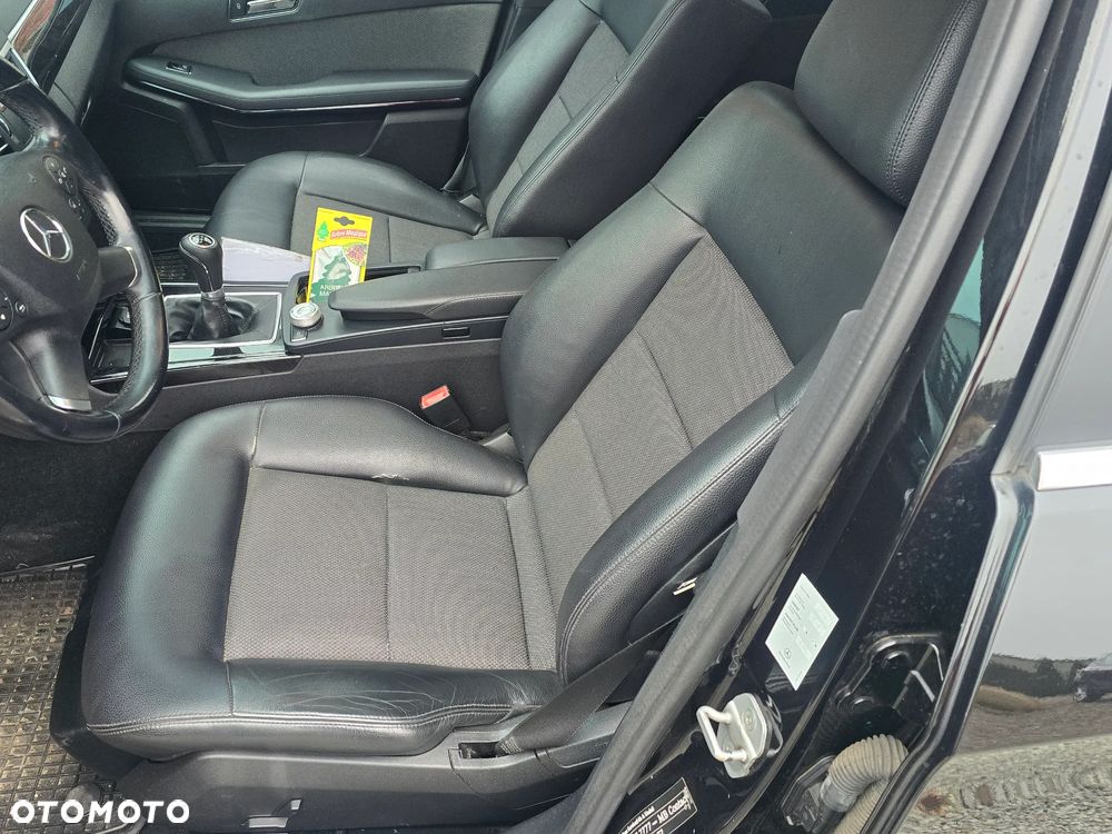 Mercedes-Benz Klasa E 200 CDI DPF BlueEFFICIENCY Avantgarde - 7