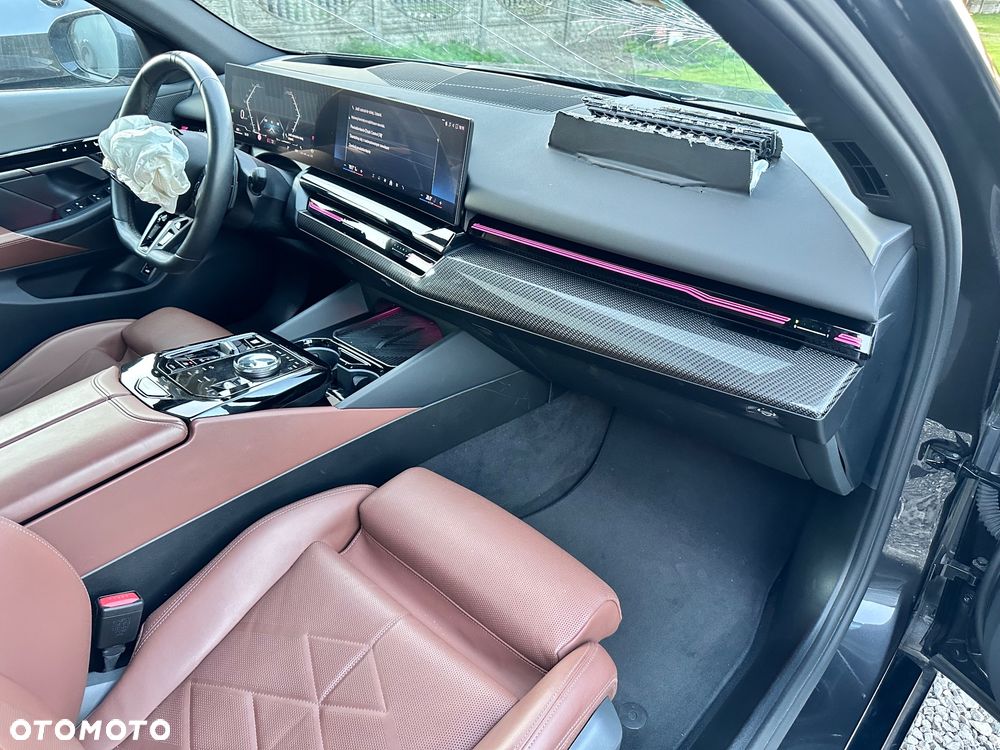 BMW Seria 5 - 25