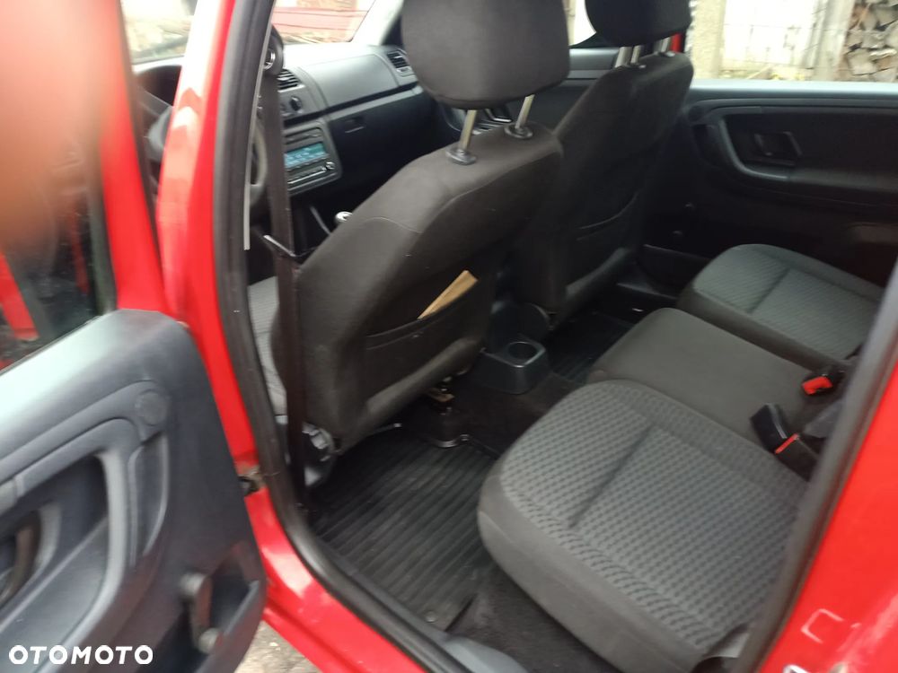 Skoda Roomster - 13