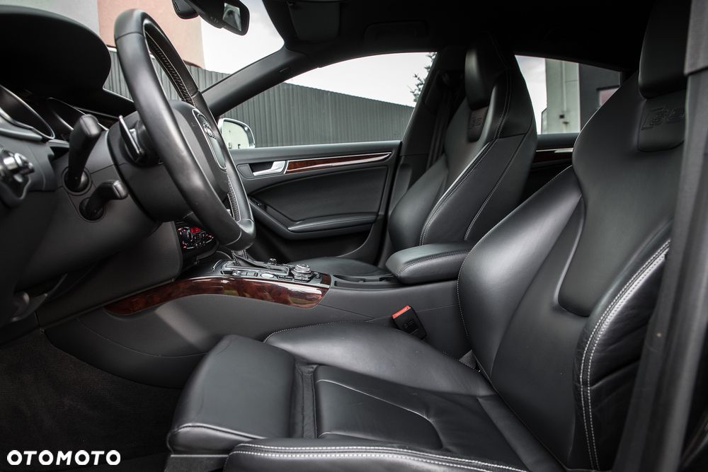 Audi S5 Coupé - 11