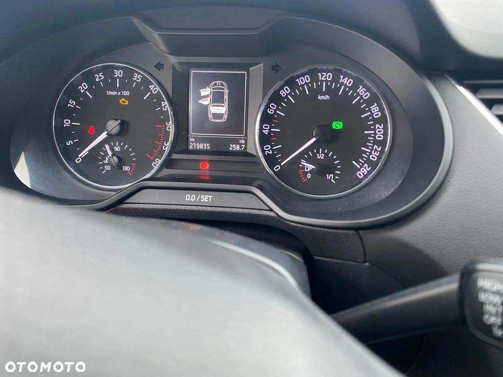 Skoda Octavia 2.0 TDI 4x4 Style DSG - 7