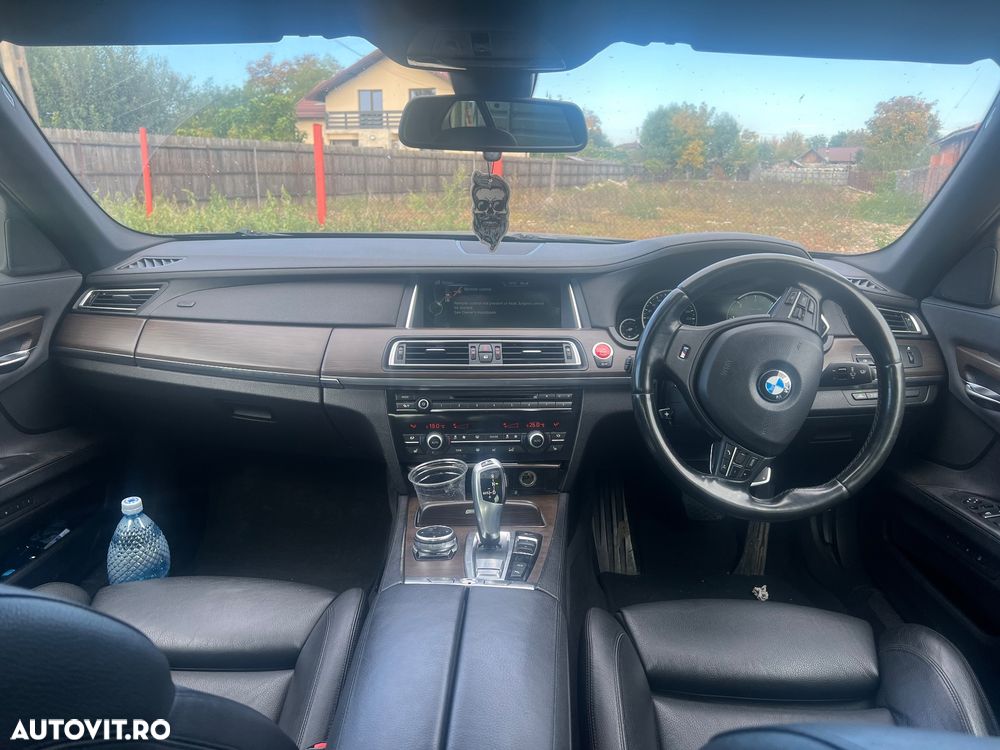 Dezmembrez BMW f01 f07 f10 - 8