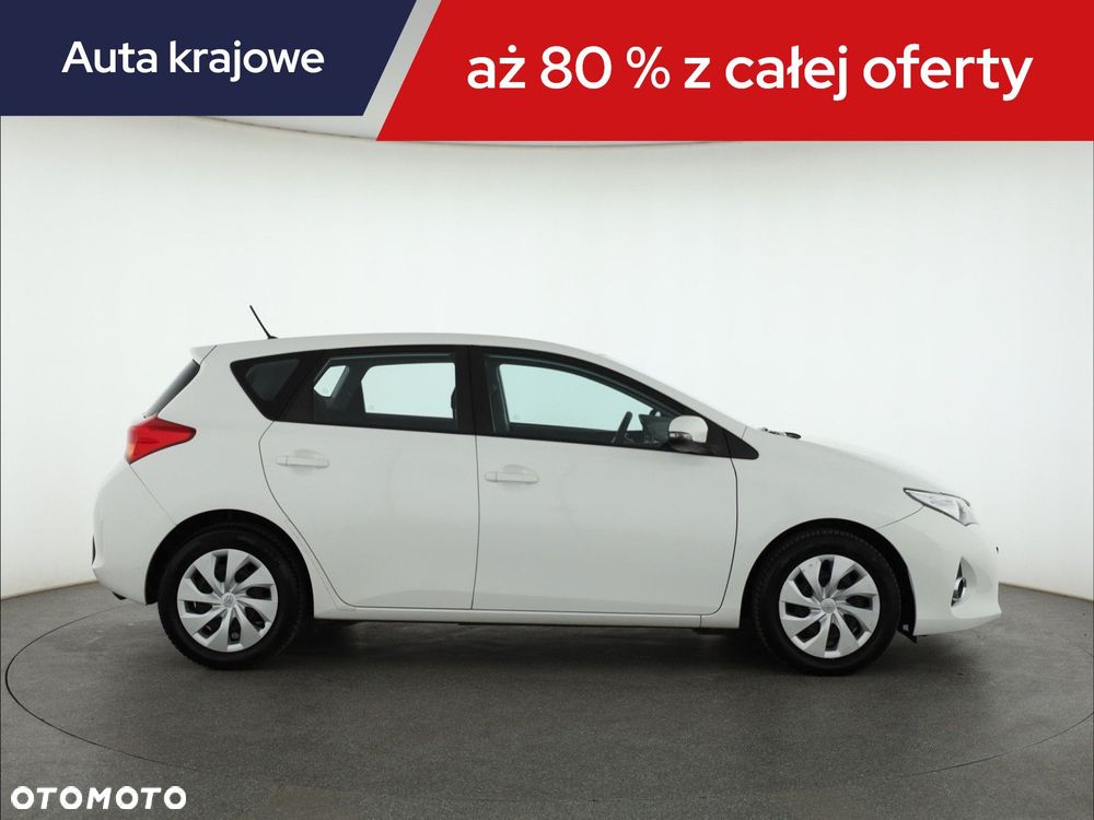 Toyota Auris - 8