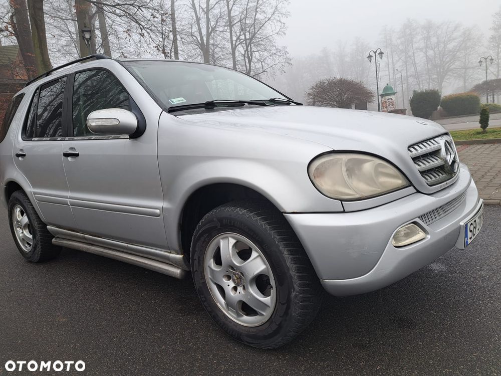 Mercedes-Benz ML - 14