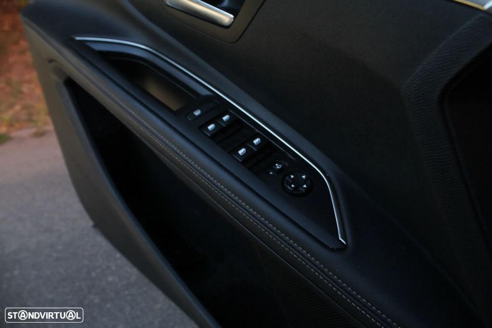 Peugeot 5008 1.5 BlueHDi GT Line J19 EAT8 - 59
