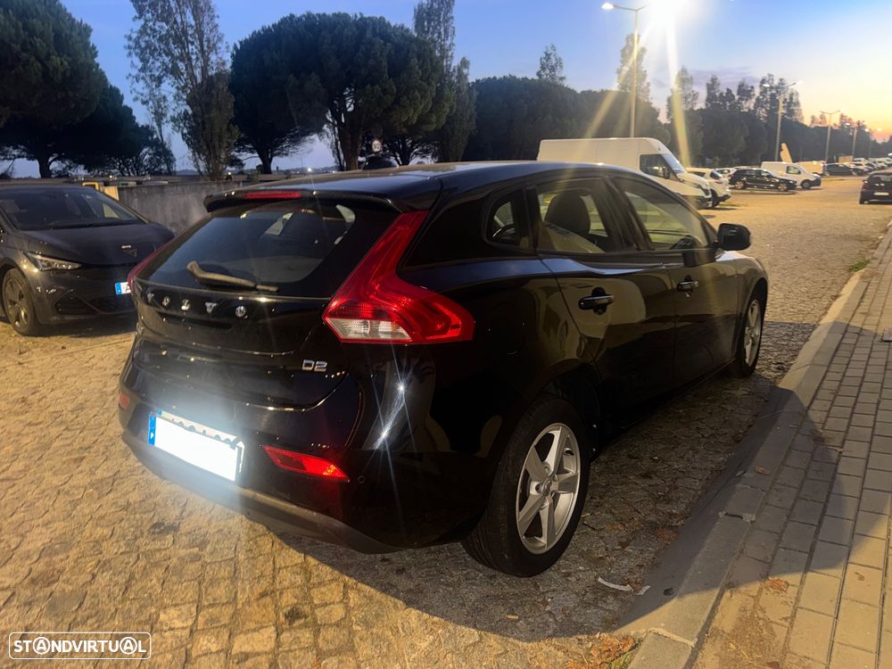 Volvo V40 2.0 D2 Kinetic Eco - 4