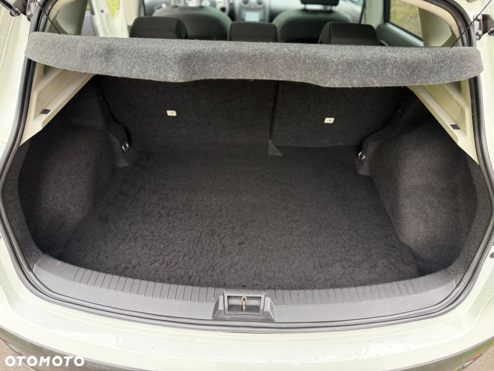 Nissan Qashqai - 15