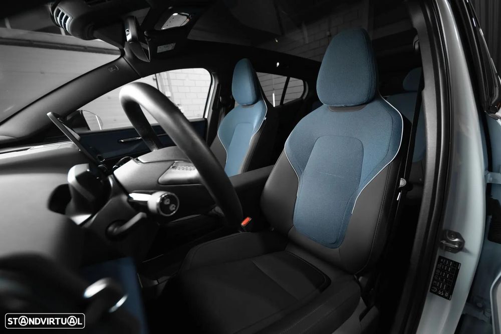 Volvo EX30 Twin Motor Performance AWD Ultra - 34