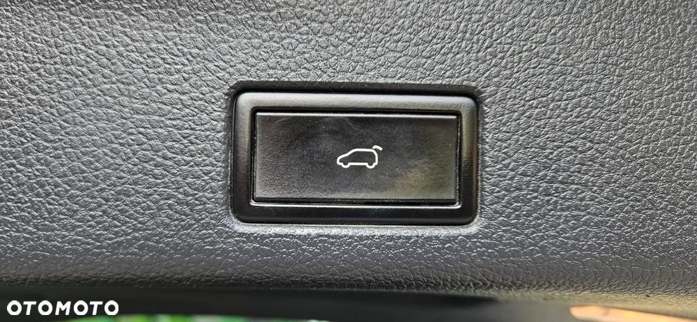 Volkswagen Sharan - 33