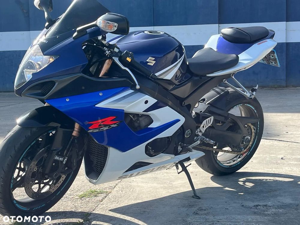 Suzuki GSX-R - 10