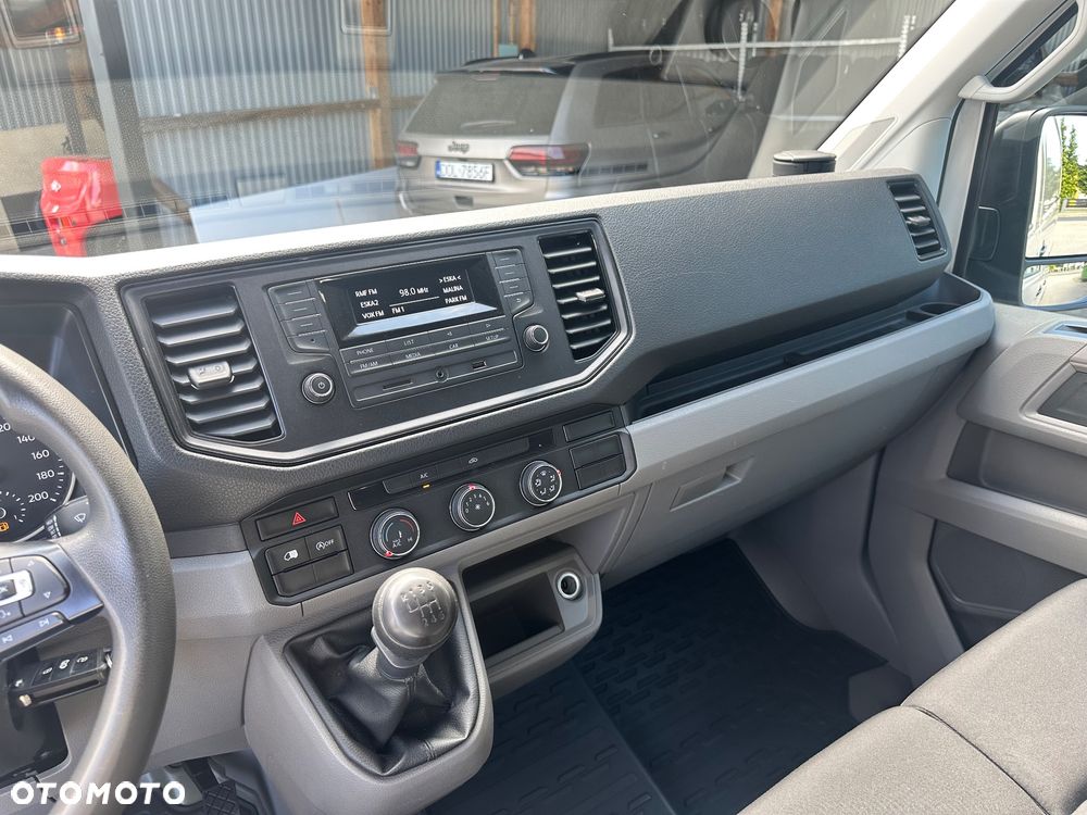 Volkswagen Crafter - 11