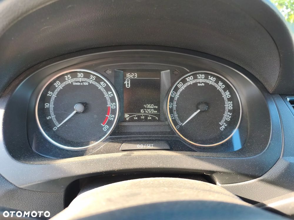 Skoda RAPID 1.6 TDI DPF Active - 8