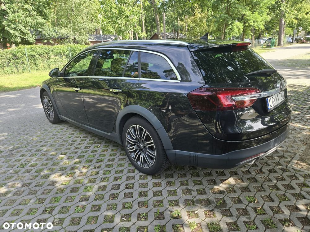 Opel Insignia - 12