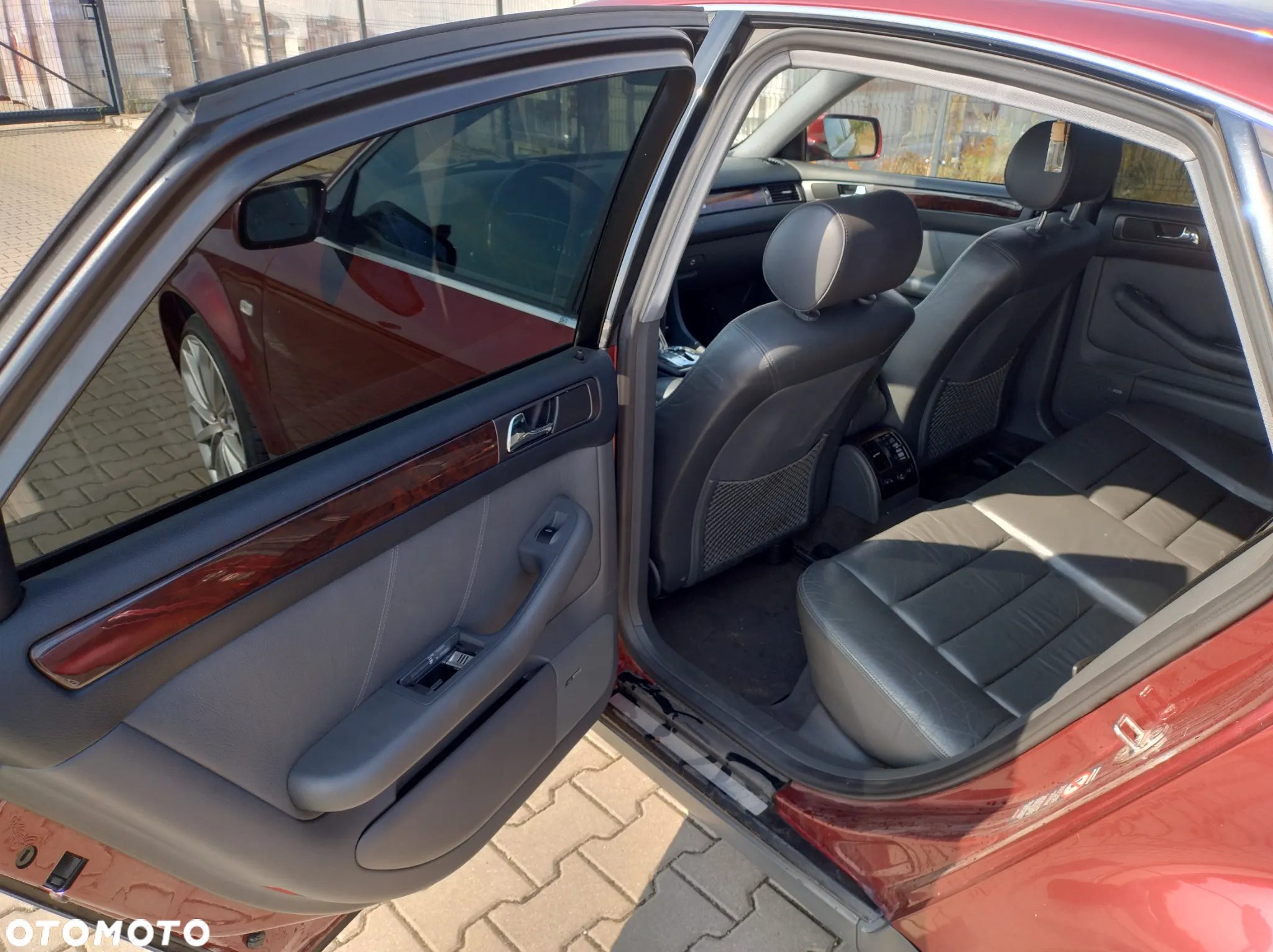 Audi A6 4.2 quattro - 4