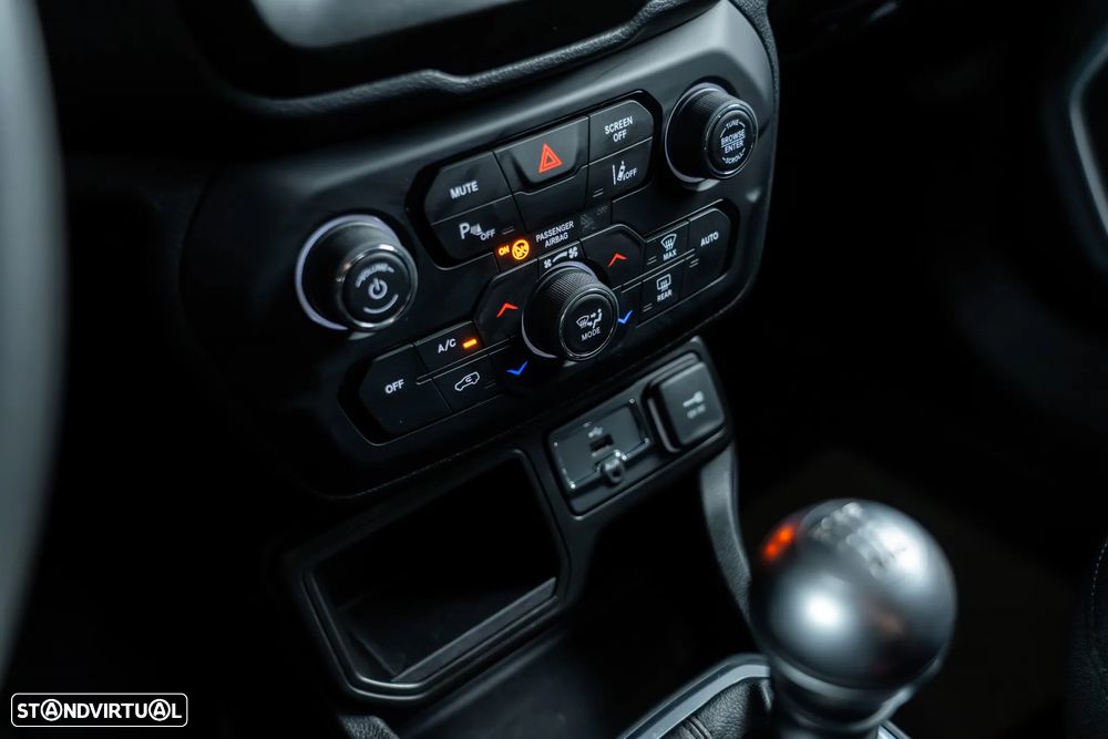 Jeep Renegade 1.0 T Longitude - 21