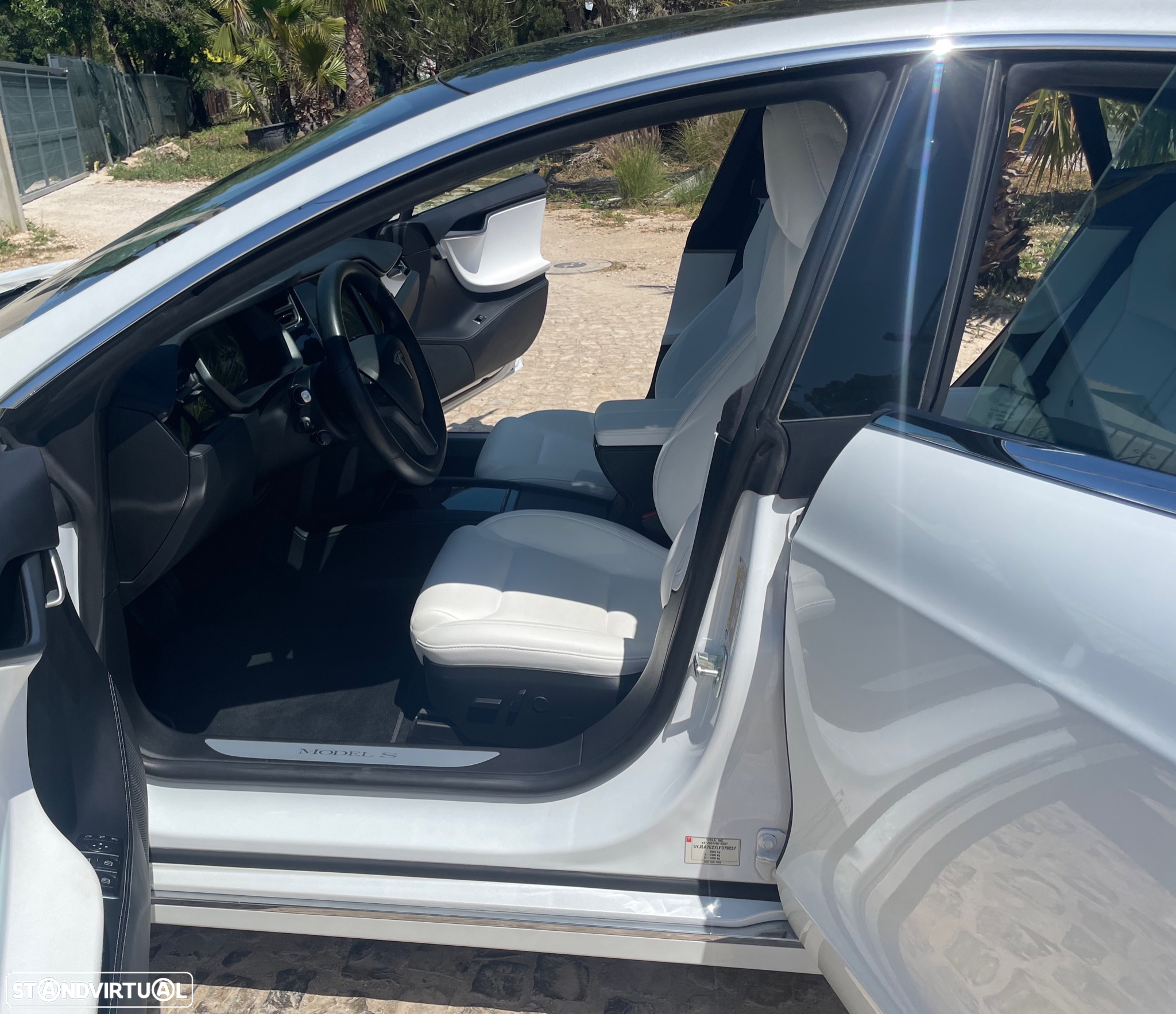 Tesla Model S Long Range - 9