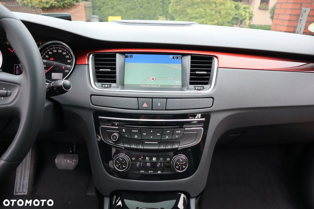 Peugeot 508 RXH 2.0 HDi HYbrid4 - 19
