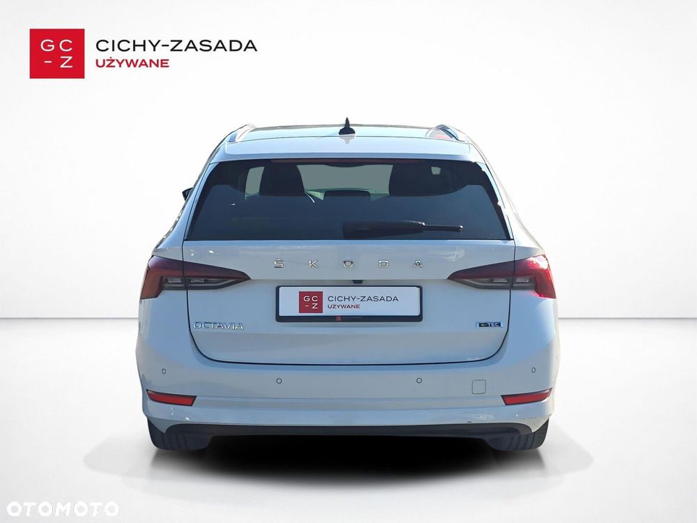 Skoda Octavia - 4