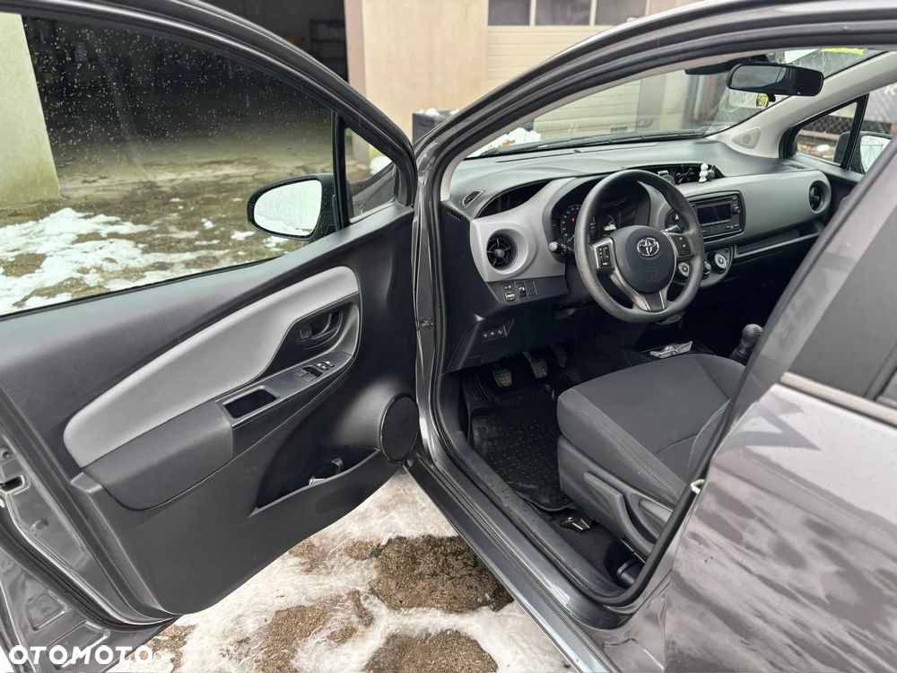 Toyota Yaris 1.0 Comfort - 10