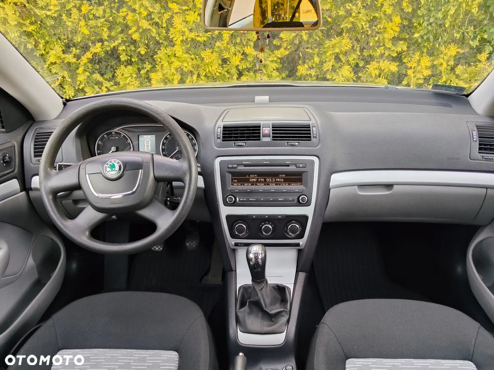 Skoda Octavia 1.4 TSI Ambiente - 6