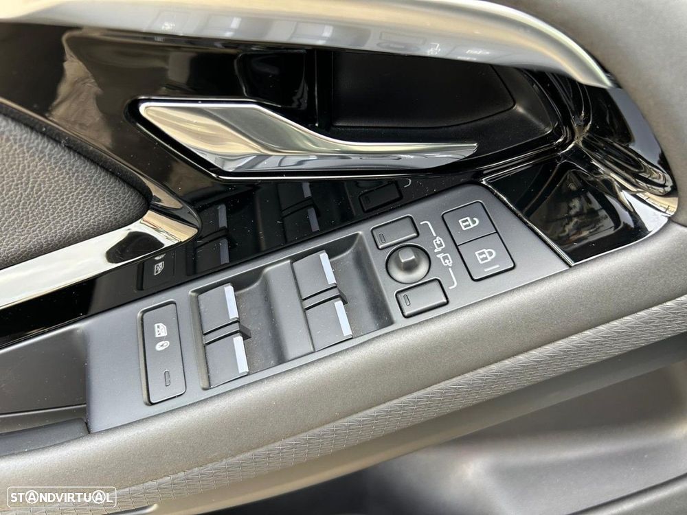 Land Rover Range Rover Evoque 1.5 P300e AWD R-Dynamic S Auto - 12