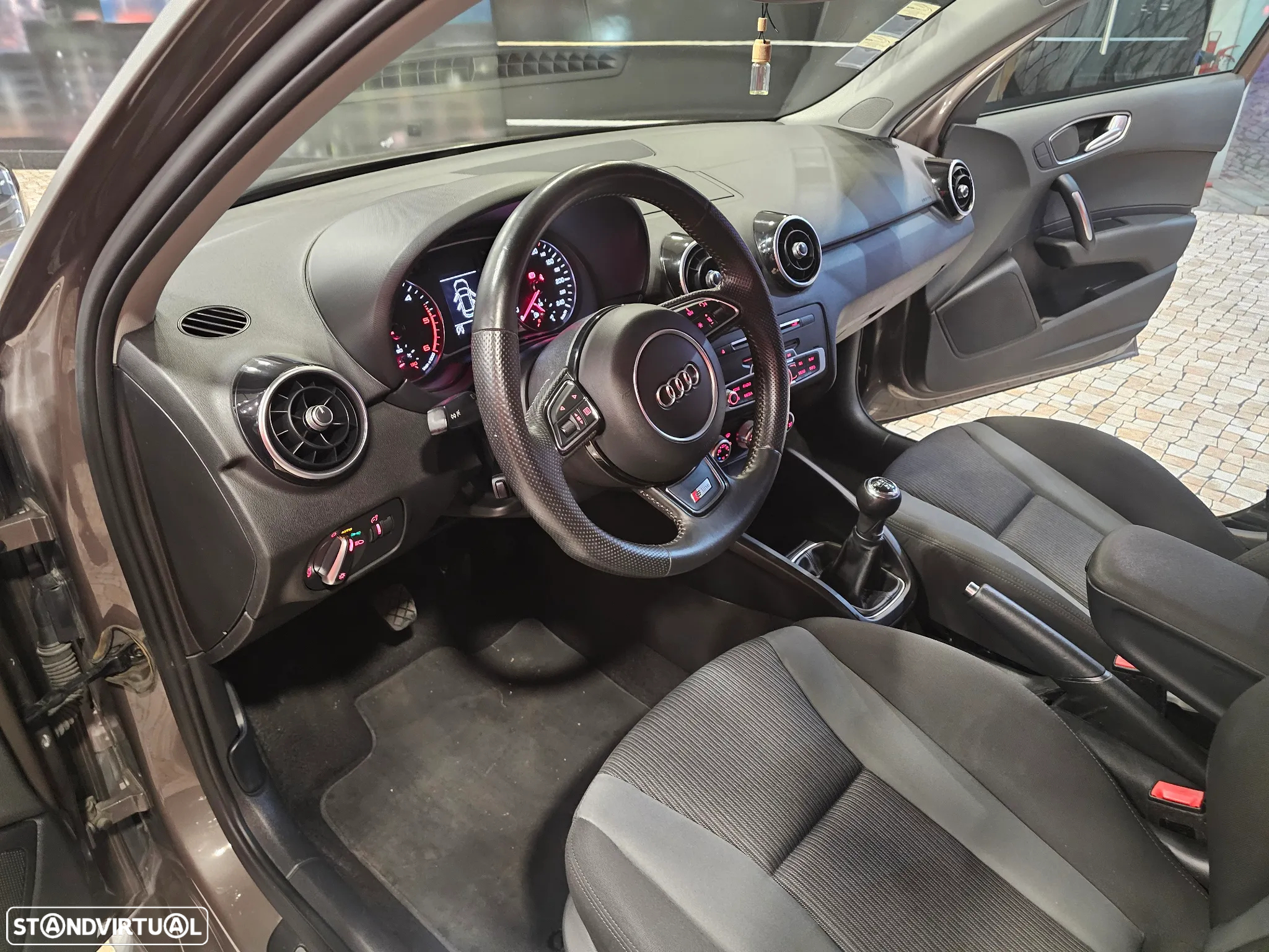 Audi A1 Sportback 1.4 TDI - 24