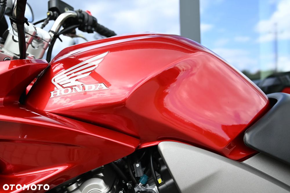 Honda CBF - 13