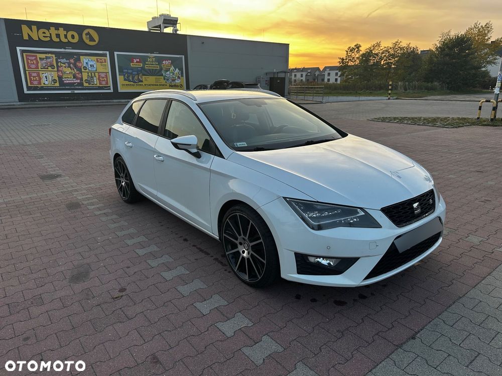 Seat Leon 2014 photo 4
