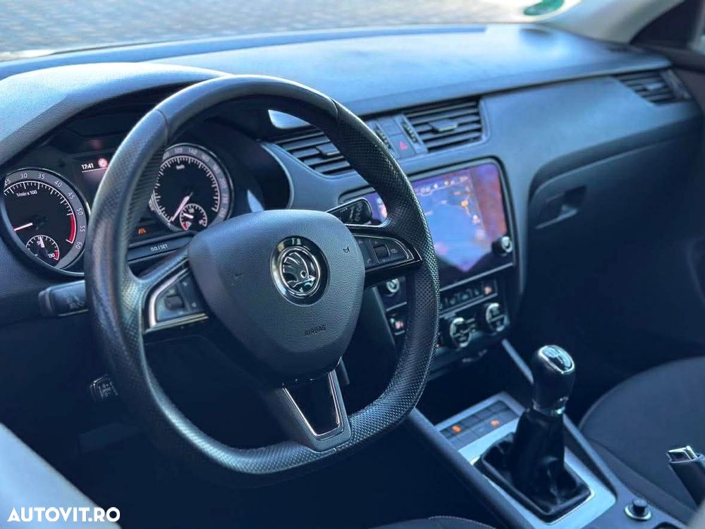 Skoda Octavia 2.0 TDI Sport Edition - 15