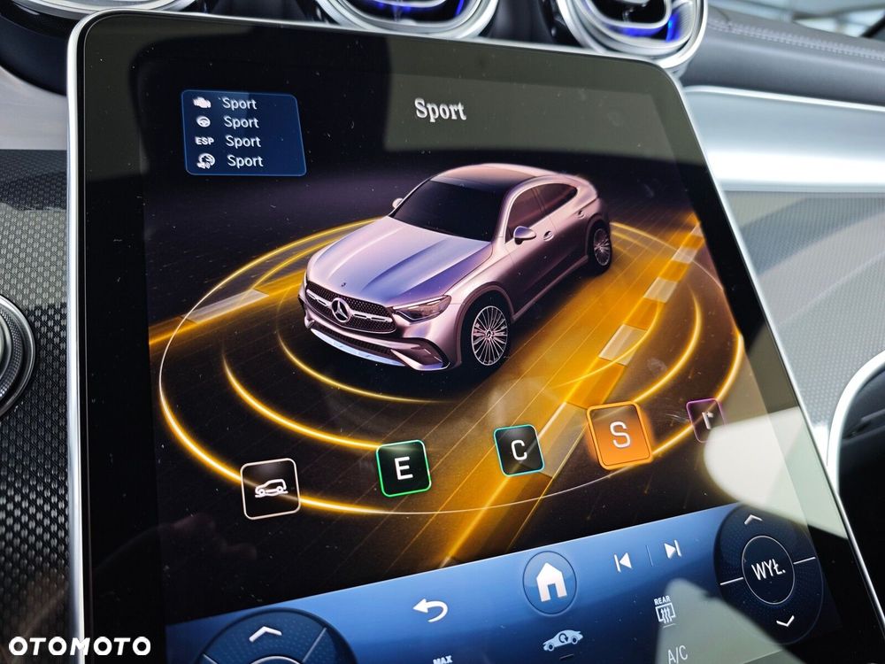 Mercedes-Benz GLC - 22