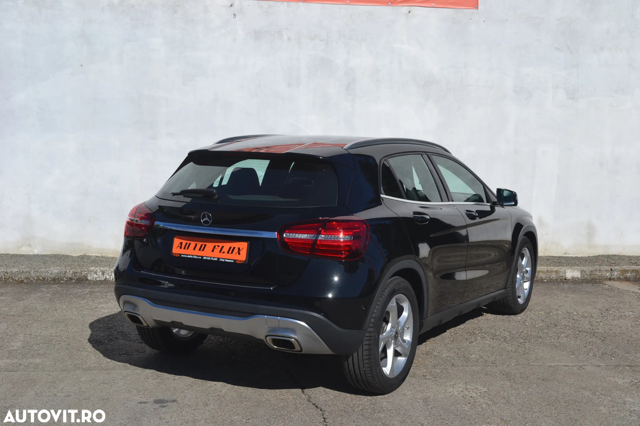Mercedes-Benz GLA 200 7G-DCT Urban - 6