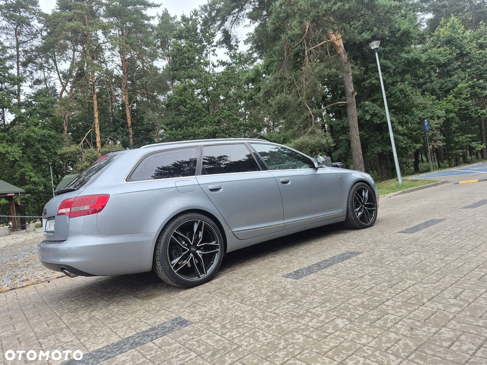 Audi A6 Avant - 1