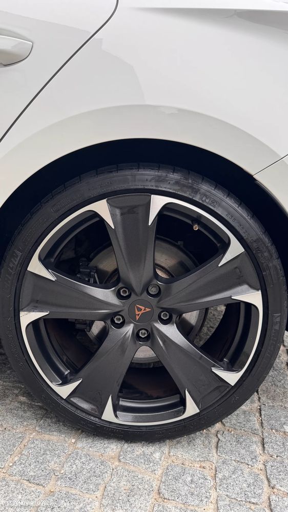 Cupra Leon 1.4 e-Hybrid VZ DSG - 22
