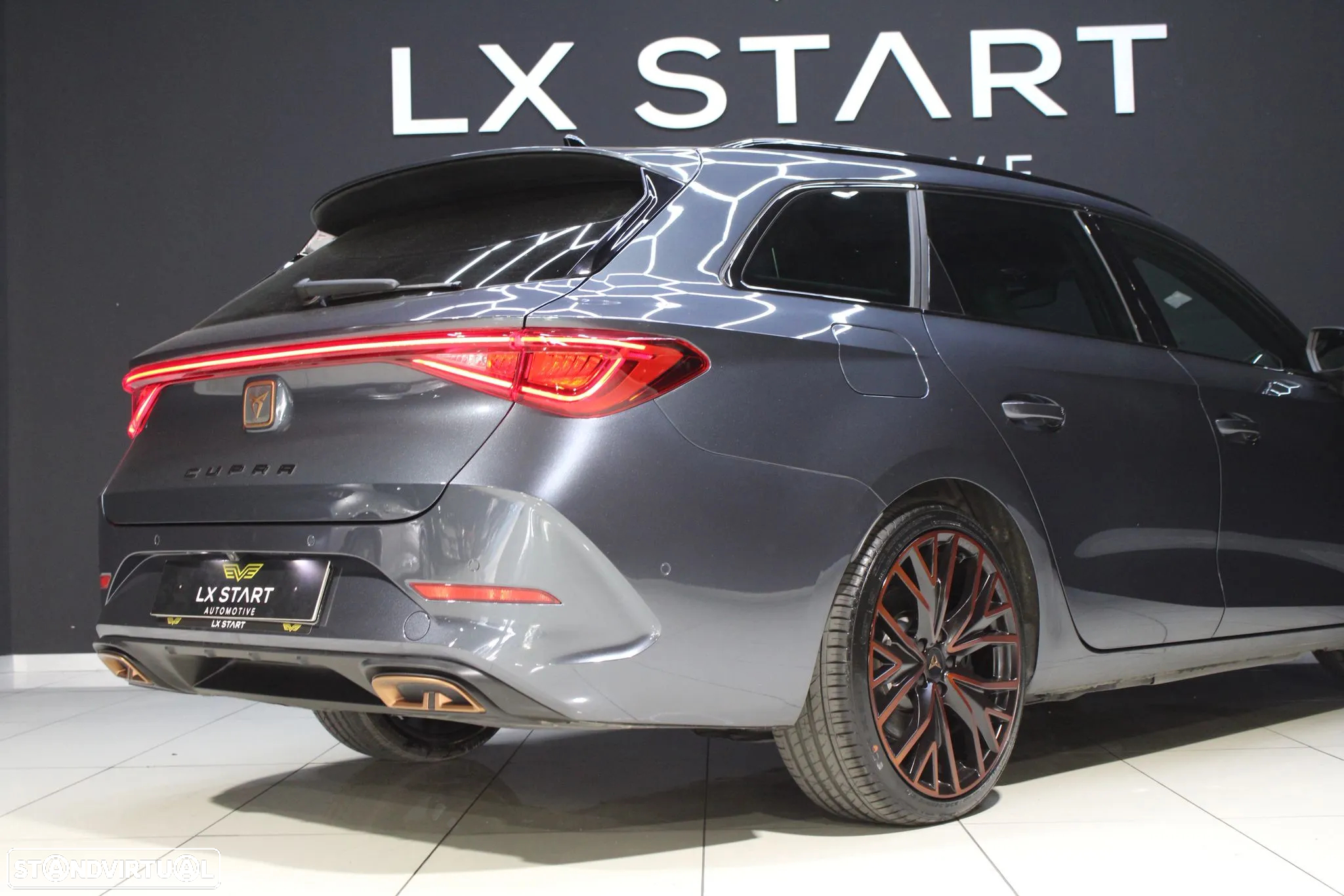 Cupra Leon ST 1.4 e-Hybrid VZ DSG - 6