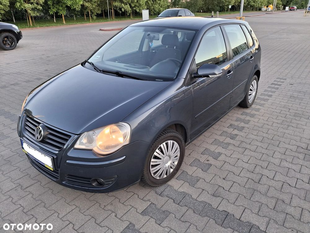 Volkswagen Polo 1.4 16V Comfortline - 1