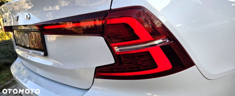 Volvo S60 T4 R-Design - 19