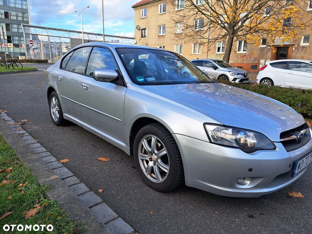 Subaru Legacy - 12