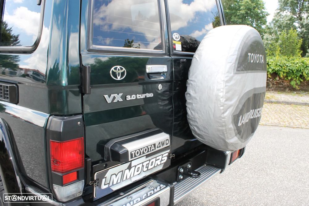 Toyota Land Cruiser 3.0 VX TD - 18