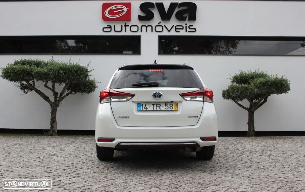 Toyota Auris Touring Sports 1.8 HSD Comfort +P.Techno+P.Sport - 8