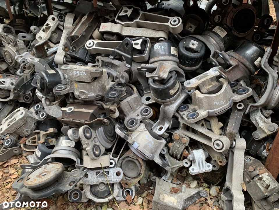 lapa poduszka silnika volvo s80 v70 xc70 xc60 v60 s60 xc90 v40 v50 c30 s40 - 1