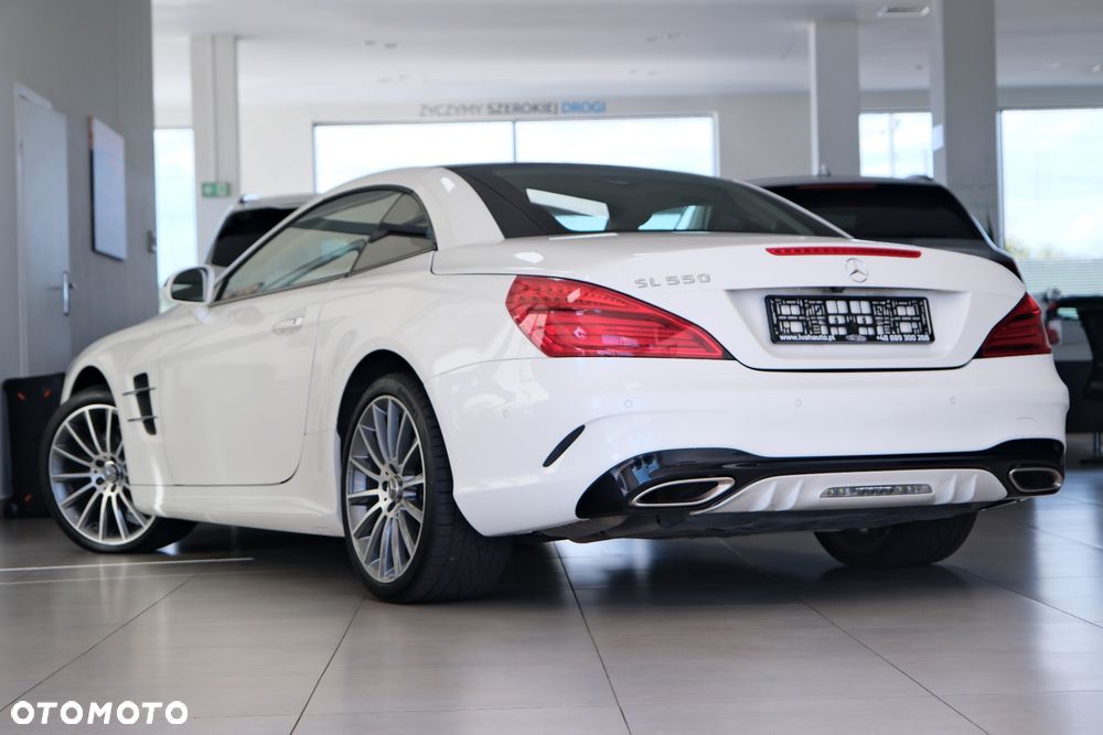 Mercedes-Benz SL - 13