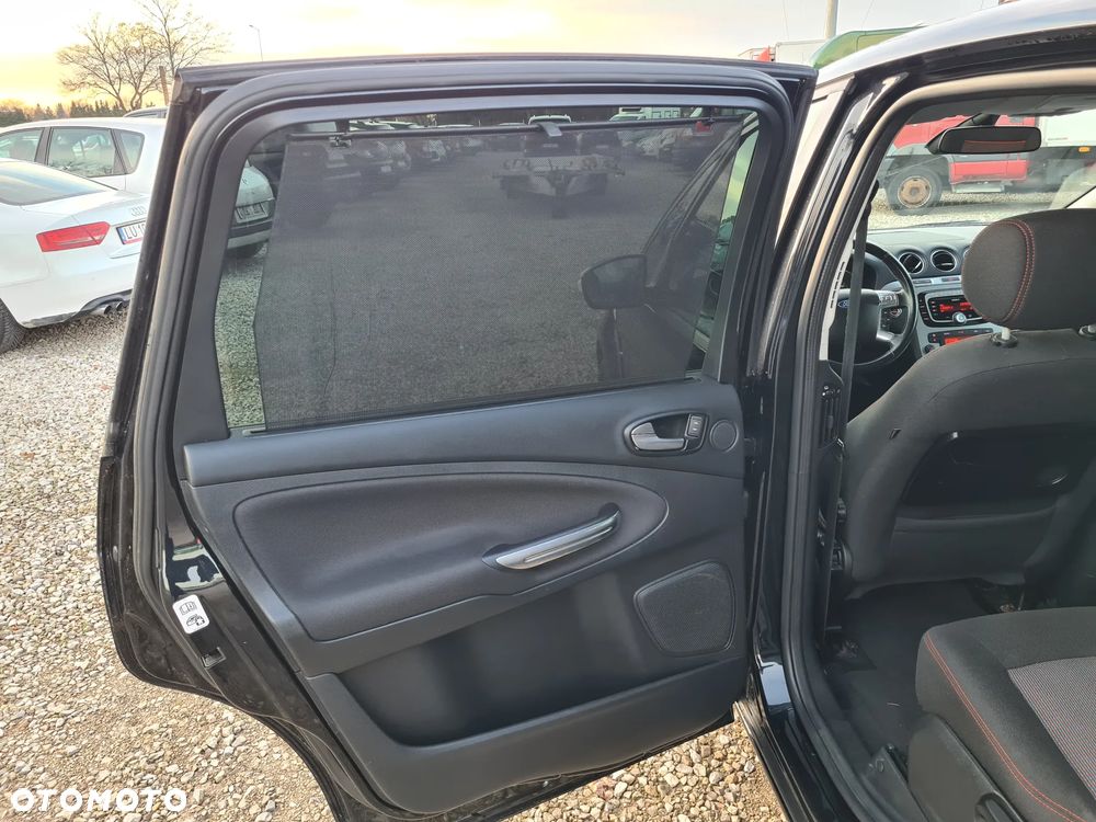 Ford S-Max 1.6 EcoBoost Titanium - 31