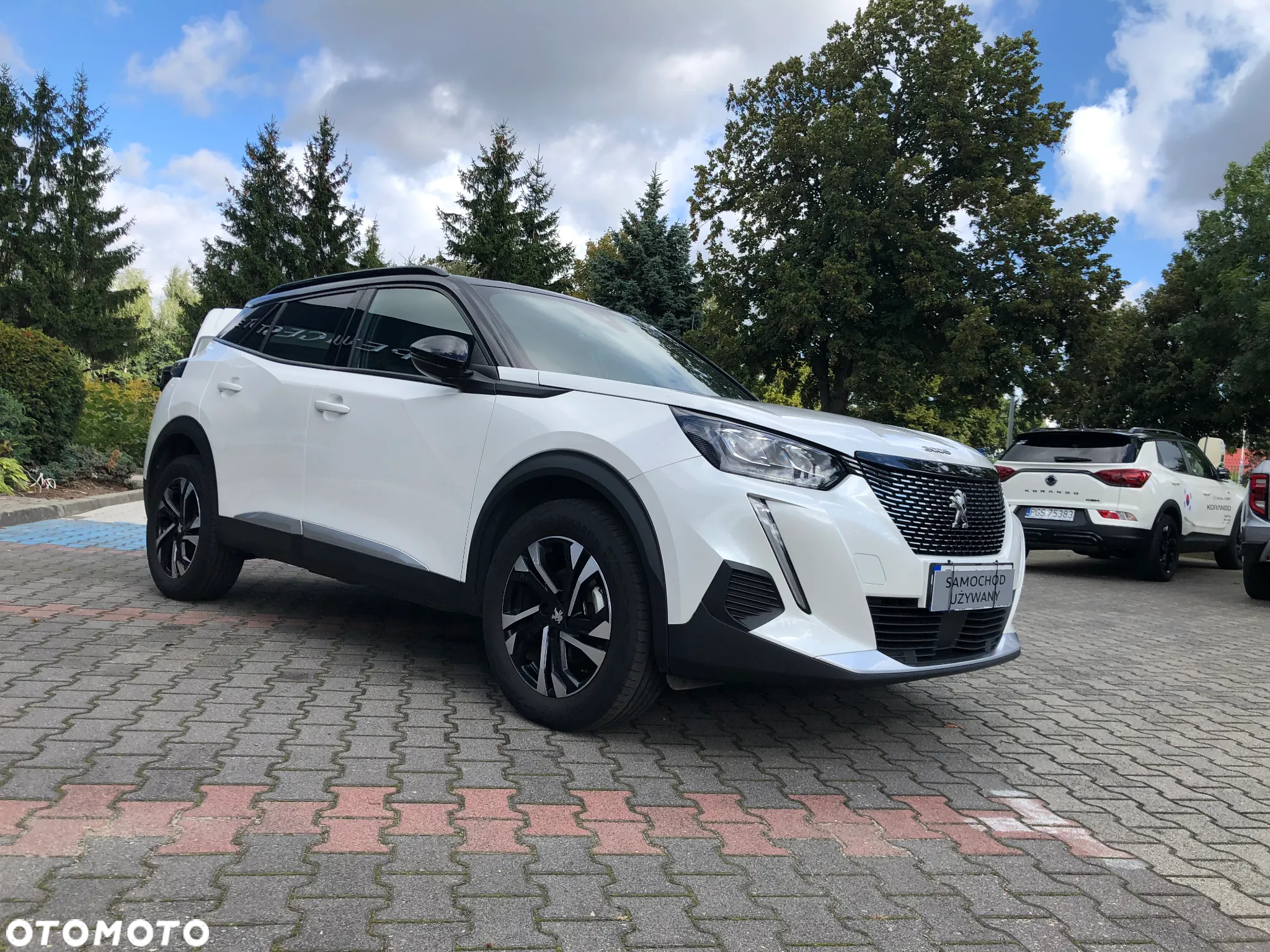 Peugeot 2008 1.2 PureTech Allure S&S EAT8 - 2
