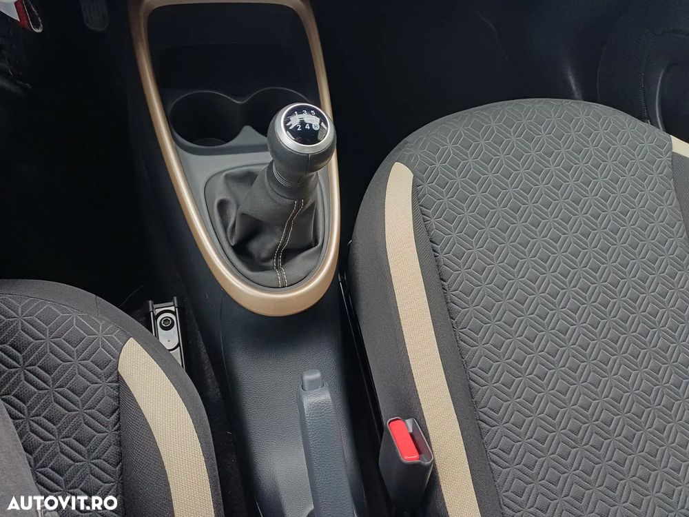 Toyota Aygo X 1.0l MT Dynamic - 20